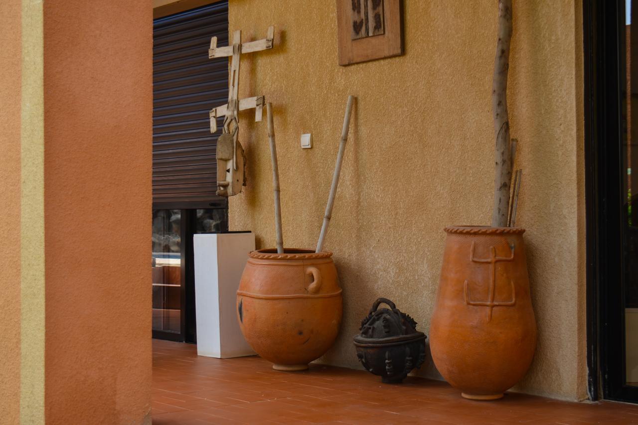 Nyéléni Maison Sahel Couette-café *